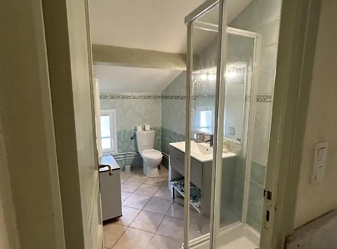 2 Bord De Appartement Farinole