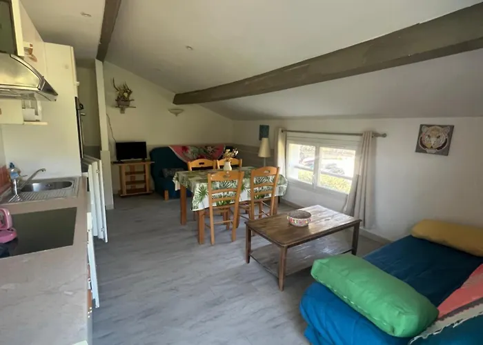 2 Bord De Appartement *