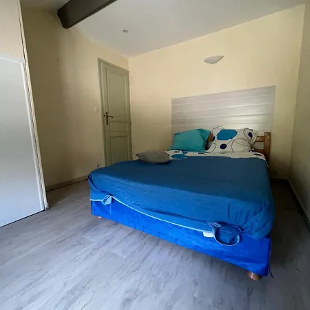 2 Bord De Apartment *