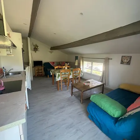 2 Bord De Appartement *